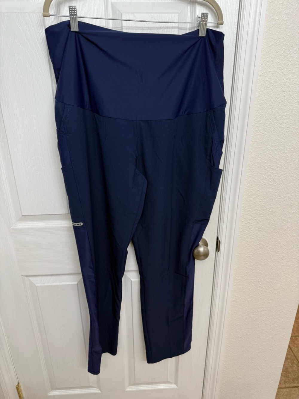 Sketchers Women's Maternity Scrub Pants